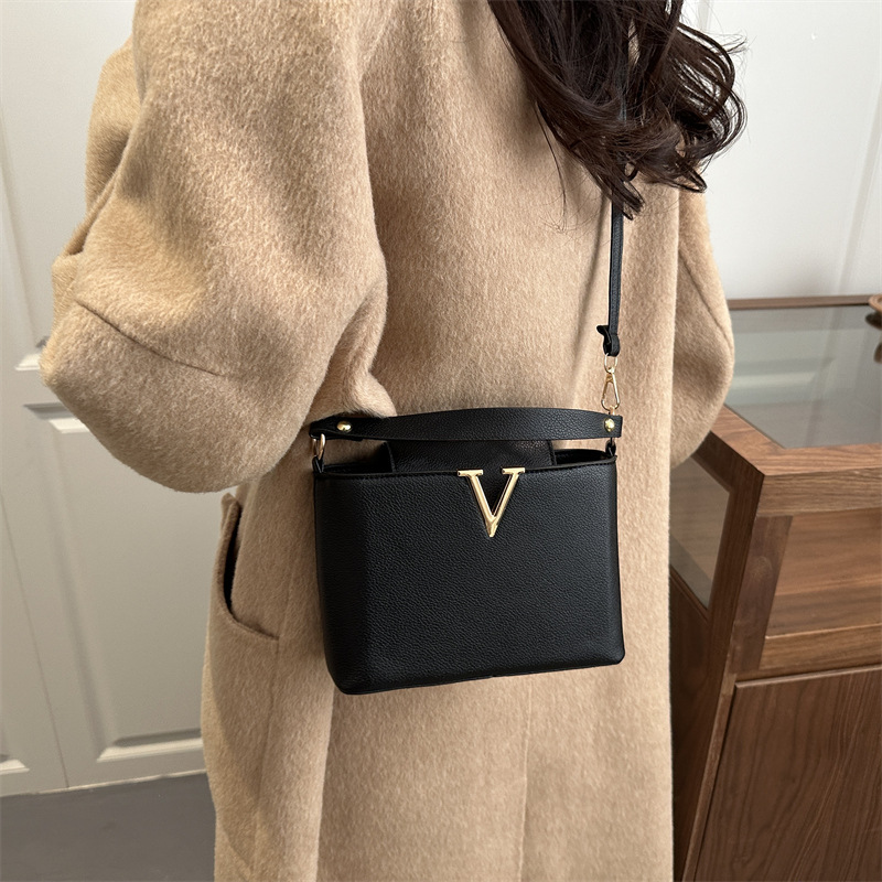 Luxury Women's Tote Bag, Chic  - Women'S Shoes Louis Vuitton ulasan dan harga