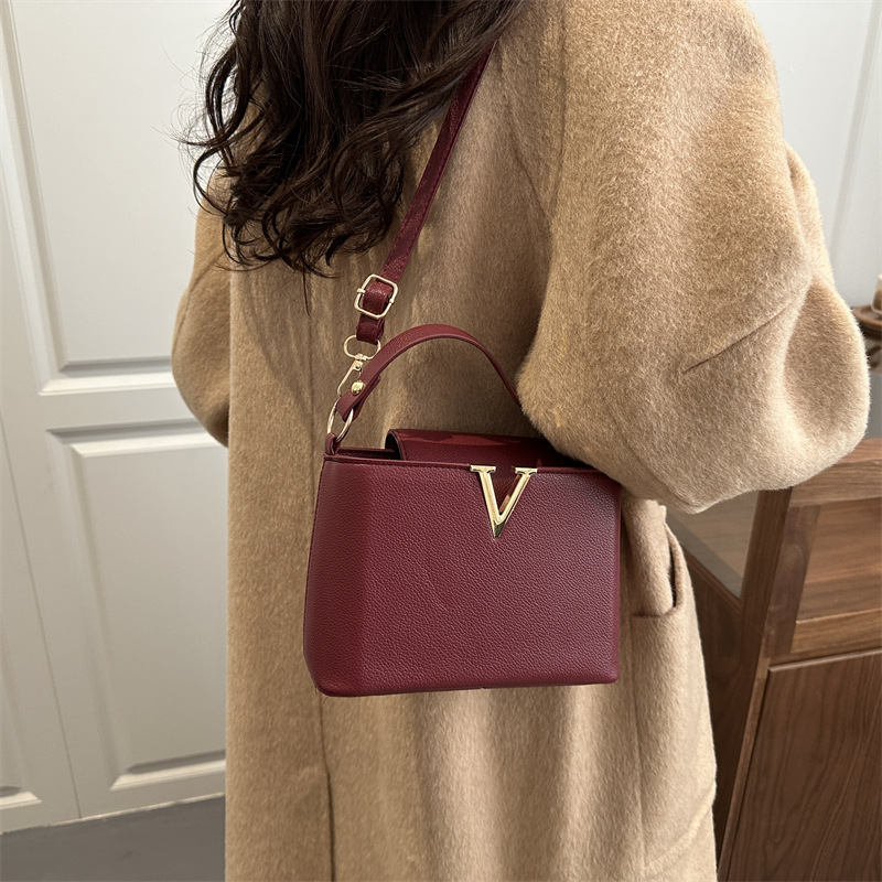 Luxury Women's Tote Bag, Chic  - Women'S Shoes Louis Vuitton ulasan dan harga