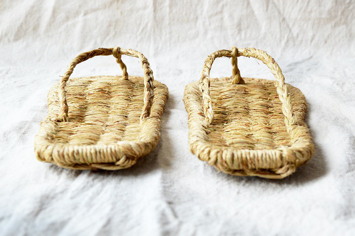 Straw Sandals for Men and Wome - Women'S Shoes Hands Free ulasan dan harga