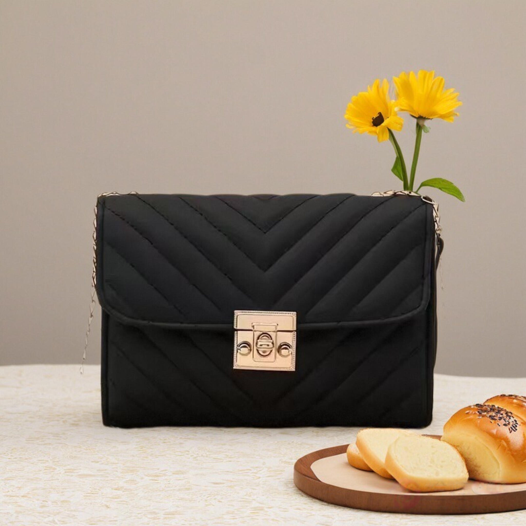 V‑Stitch Quilted Lock Crossbod - Women'S Shoes Louis Vuitton ulasan dan harga